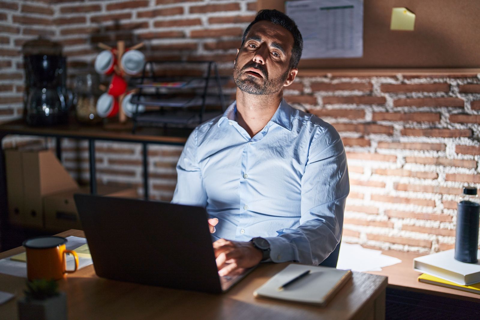 Por qué tu empresa B2B en Colombia pierde clientes frente a competidores con peor producto pero mejor presencia digital
